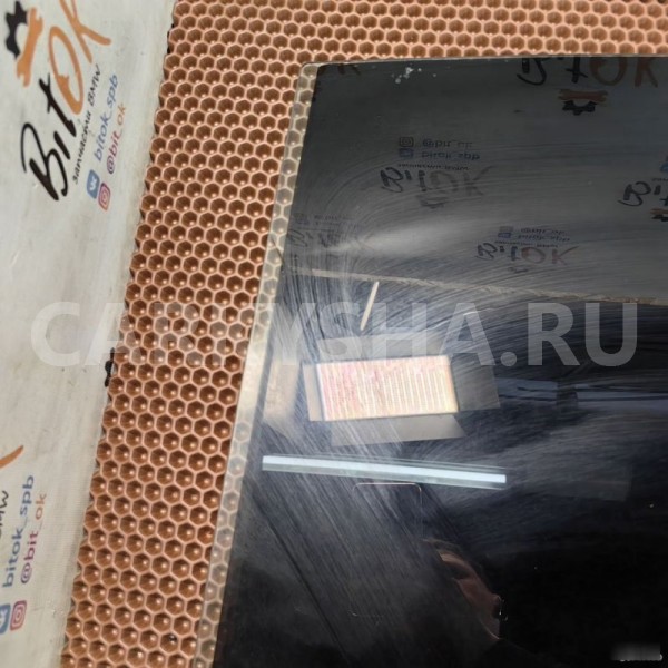 Стекло двери BMW X1 