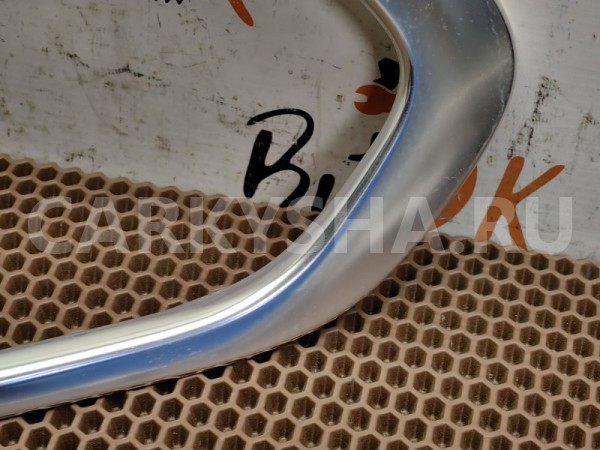 Молдинг стекла BMW 5er 