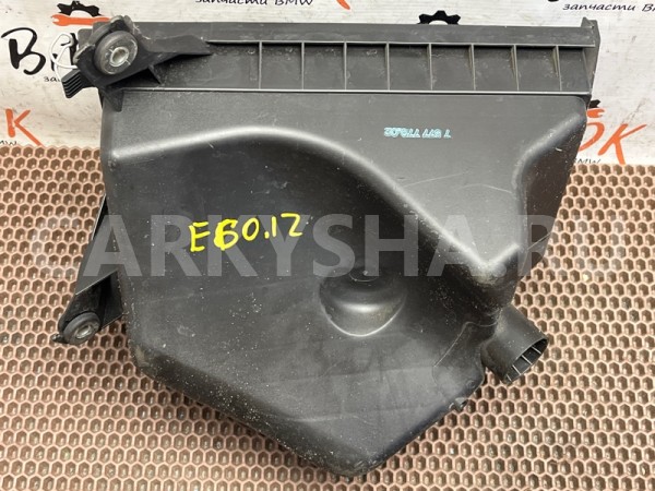 Корпус воздушного фильтра BMW 5er 