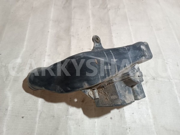 Резонатор воздушного фильтра Mitsubishi Galant 