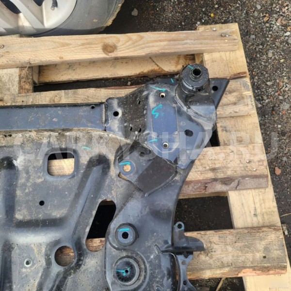 Подрамник BMW X3 