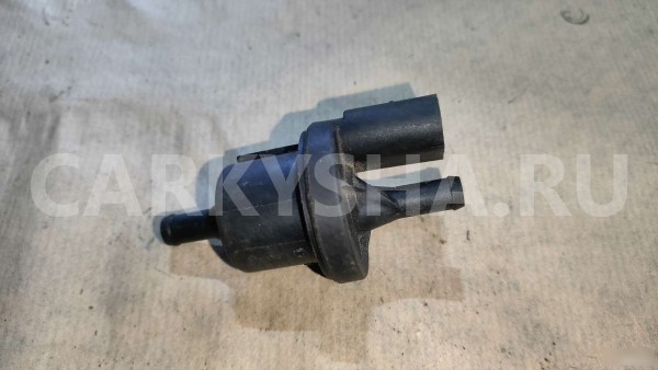 Клапан вентиляции топливного бака Туарег Volkswagen Touareg 