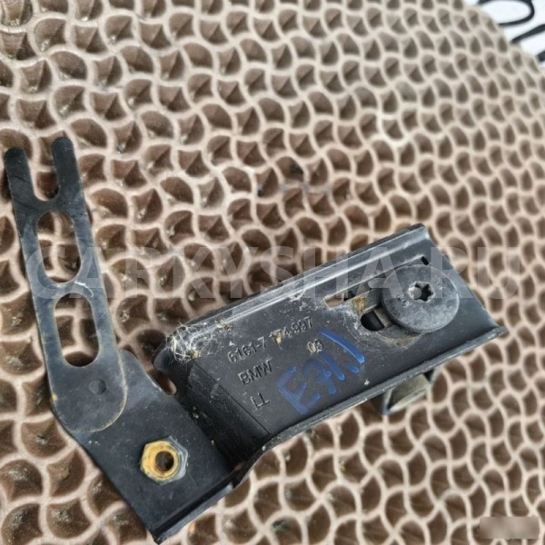 Кронштейн трапеции дворников BMW X5 