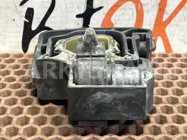 Кронштейн радиатора BMW 5er 