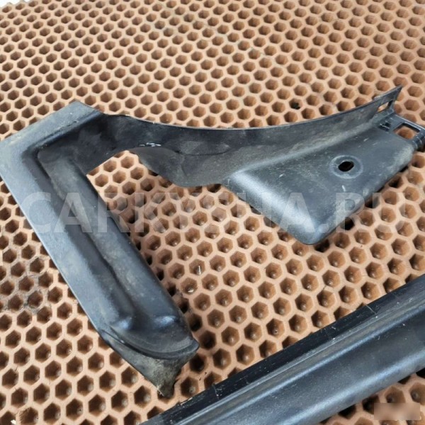 Щиток водостока BMW 5er 