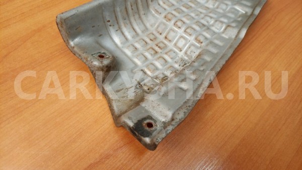 Тепловой экран Mitsubishi Outlander CU5W 4G69 2005 Mitsubishi Outlander 