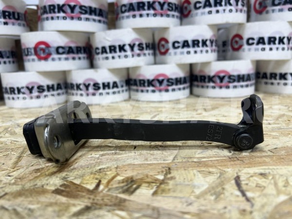 Ограничитель передней  двери Toyota Corolla XII (E210) – седан оригинальный номер 68610-02350