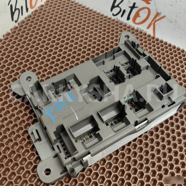 Блок предохранителей BMW X5 