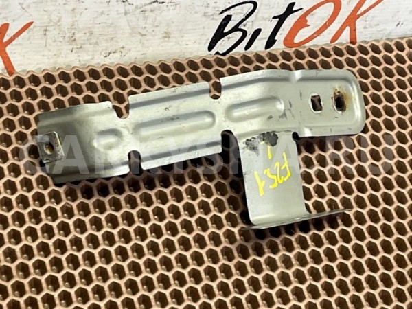 Кронштейн крыла BMW X3 