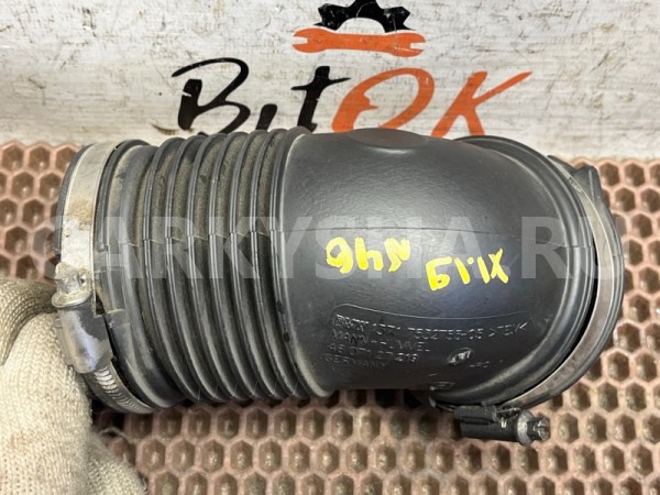 Патрубок воздушного фильтра BMW X1 