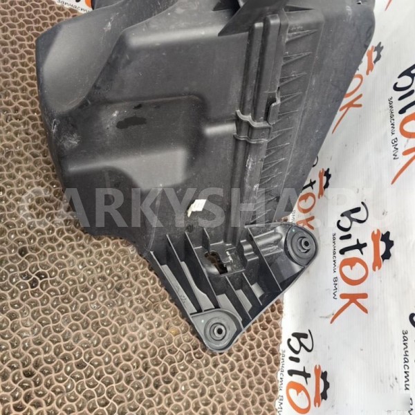 Корпус воздушного фильтра BMW X1 